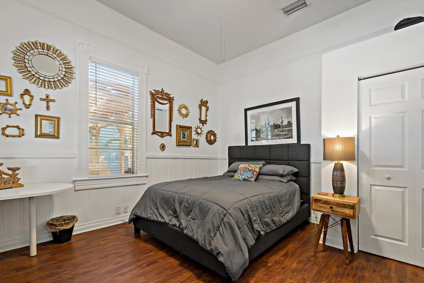 Vakantiehuis Historic Bungalow With Private Pool In Ybor City Tampa Verenigde Staten